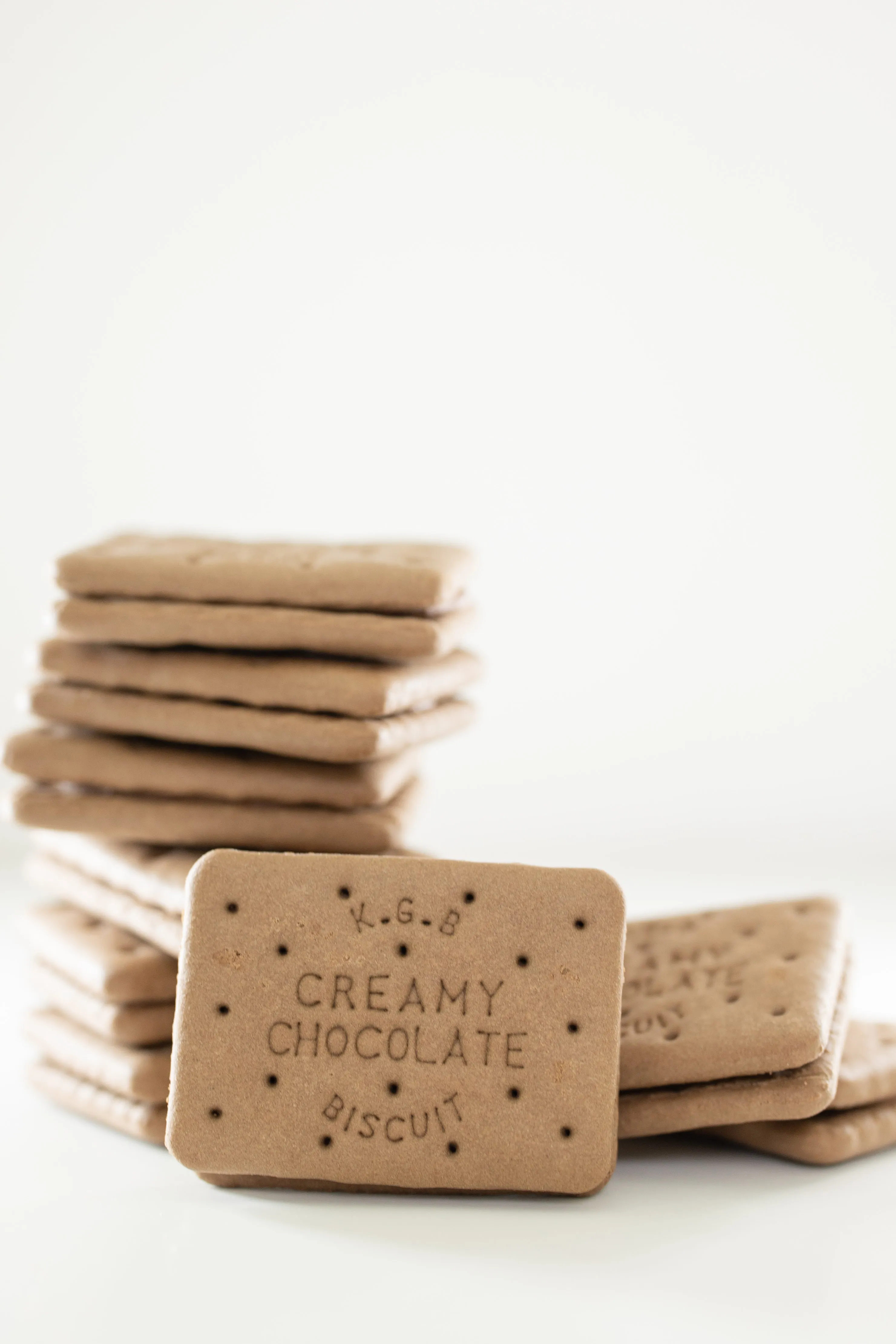KHONG GUAN Creamy Chocolate Biscuits 康元 朱古力夾心餅 200G