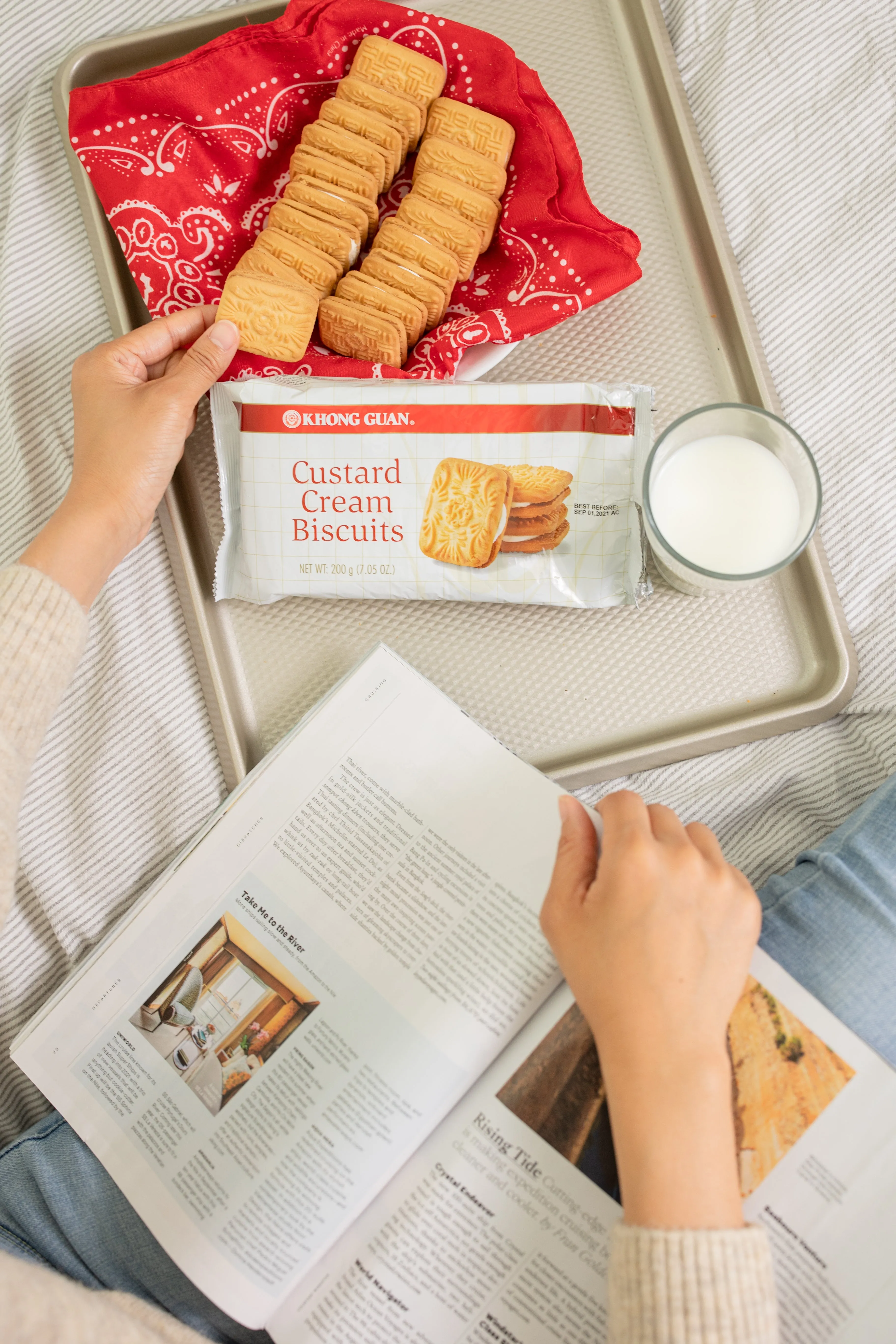 KHONG GUAN Custard Cream Biscuits 康元 卡士特餅乾 200G