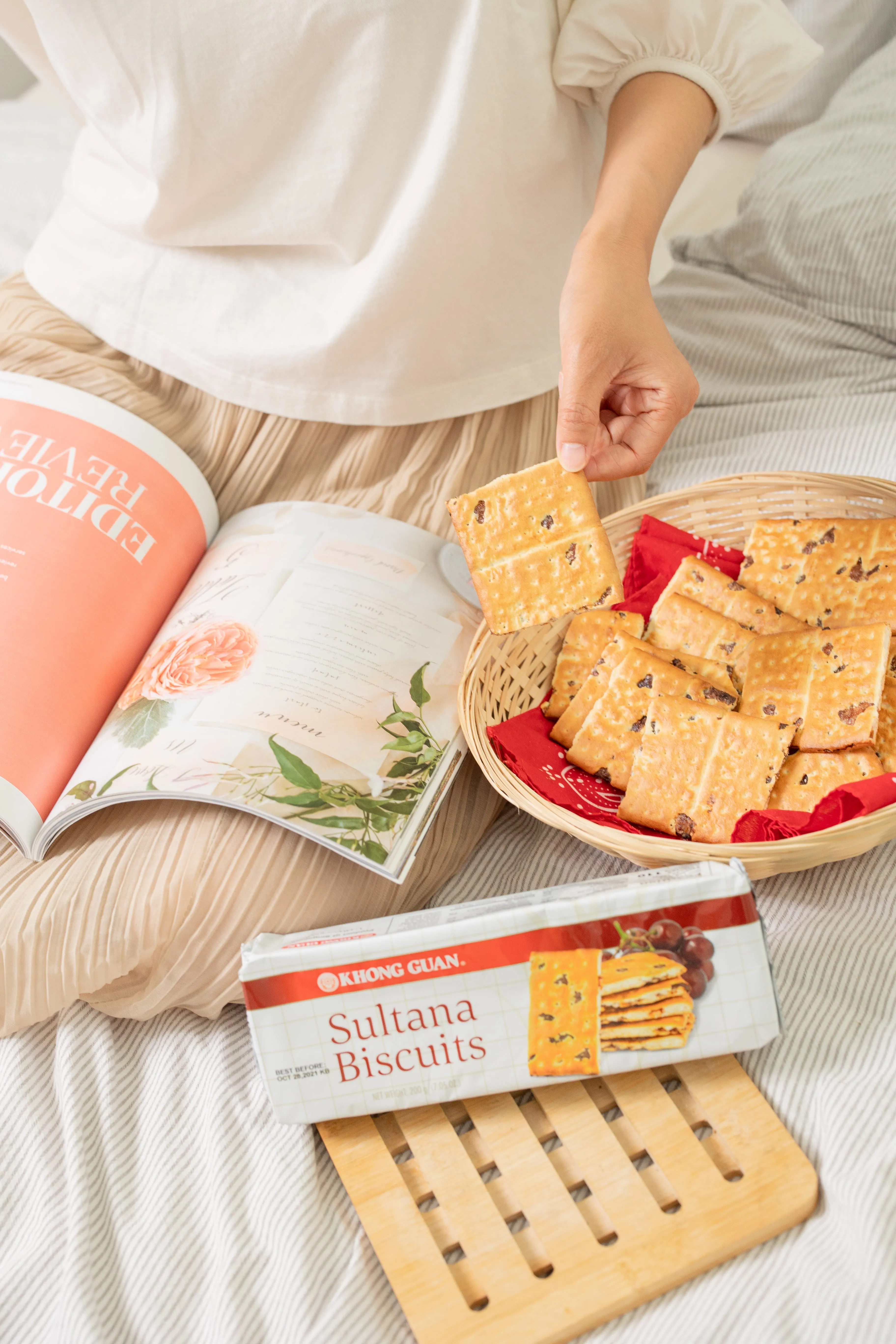 KHONG GUAN Sultana Biscuits 康元 提子餅 200G