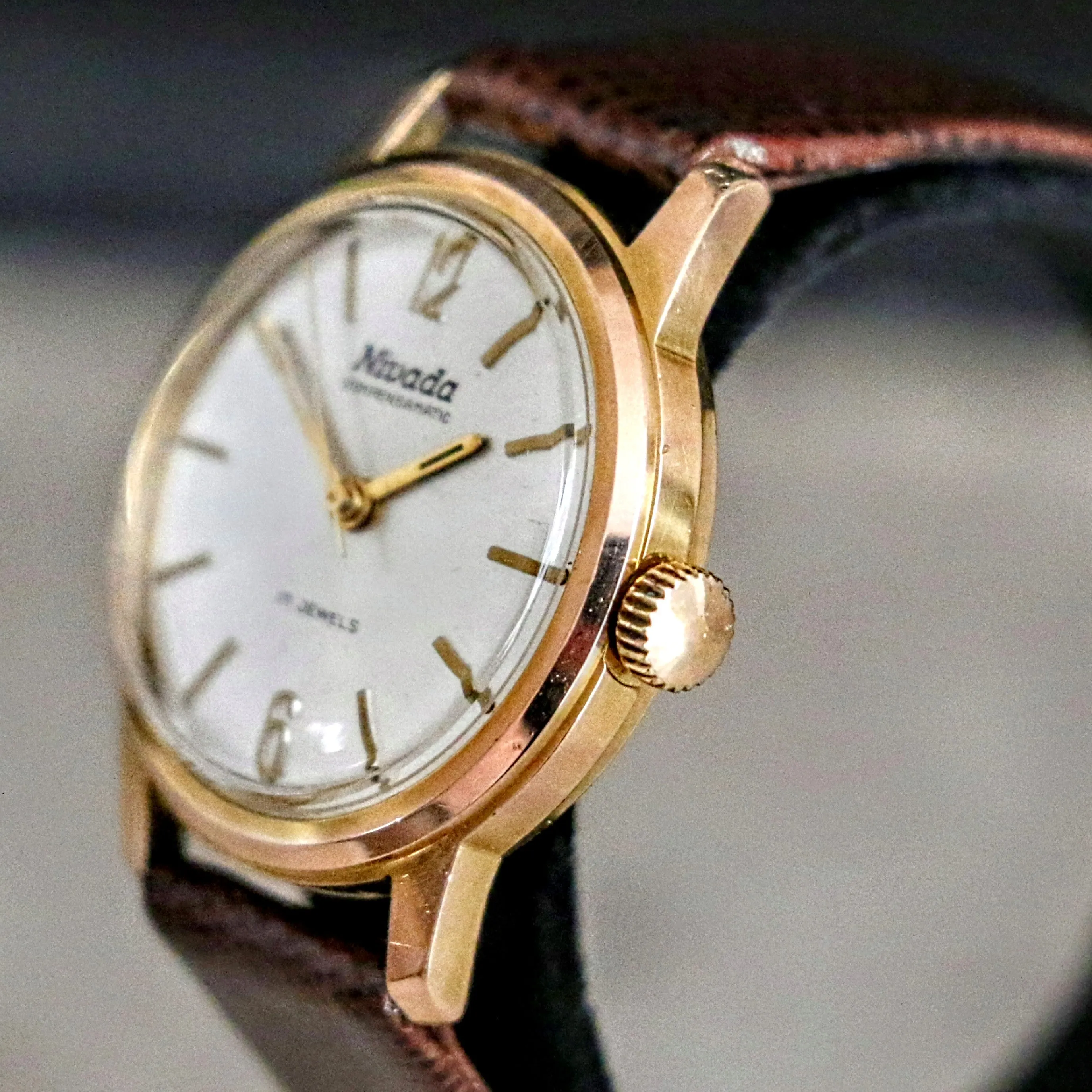 Vintage NIVADA Compensamatic Wristwatch Caliber AS ST 1802/03 17J Swiss Watch