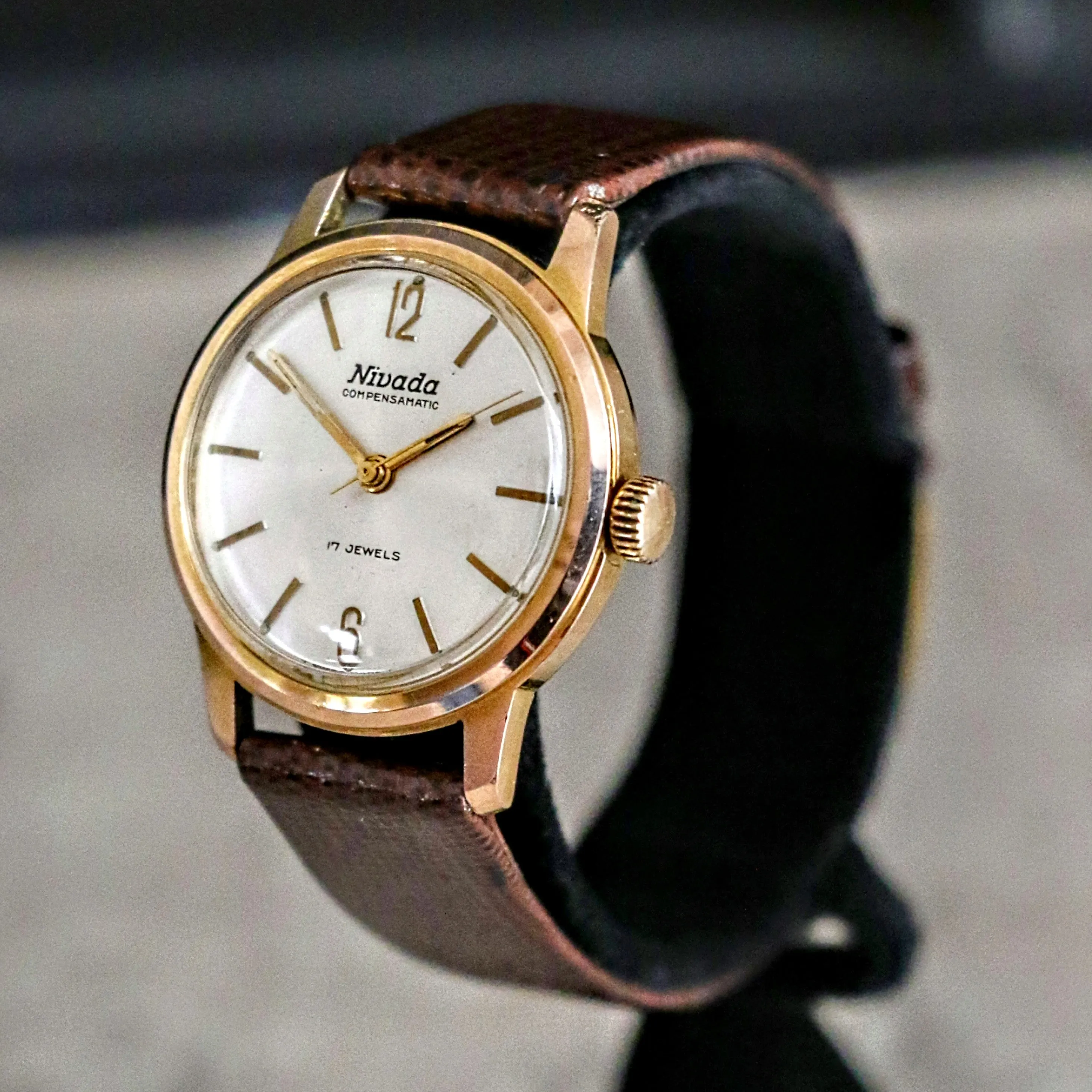 Vintage NIVADA Compensamatic Wristwatch Caliber AS ST 1802/03 17J Swiss Watch