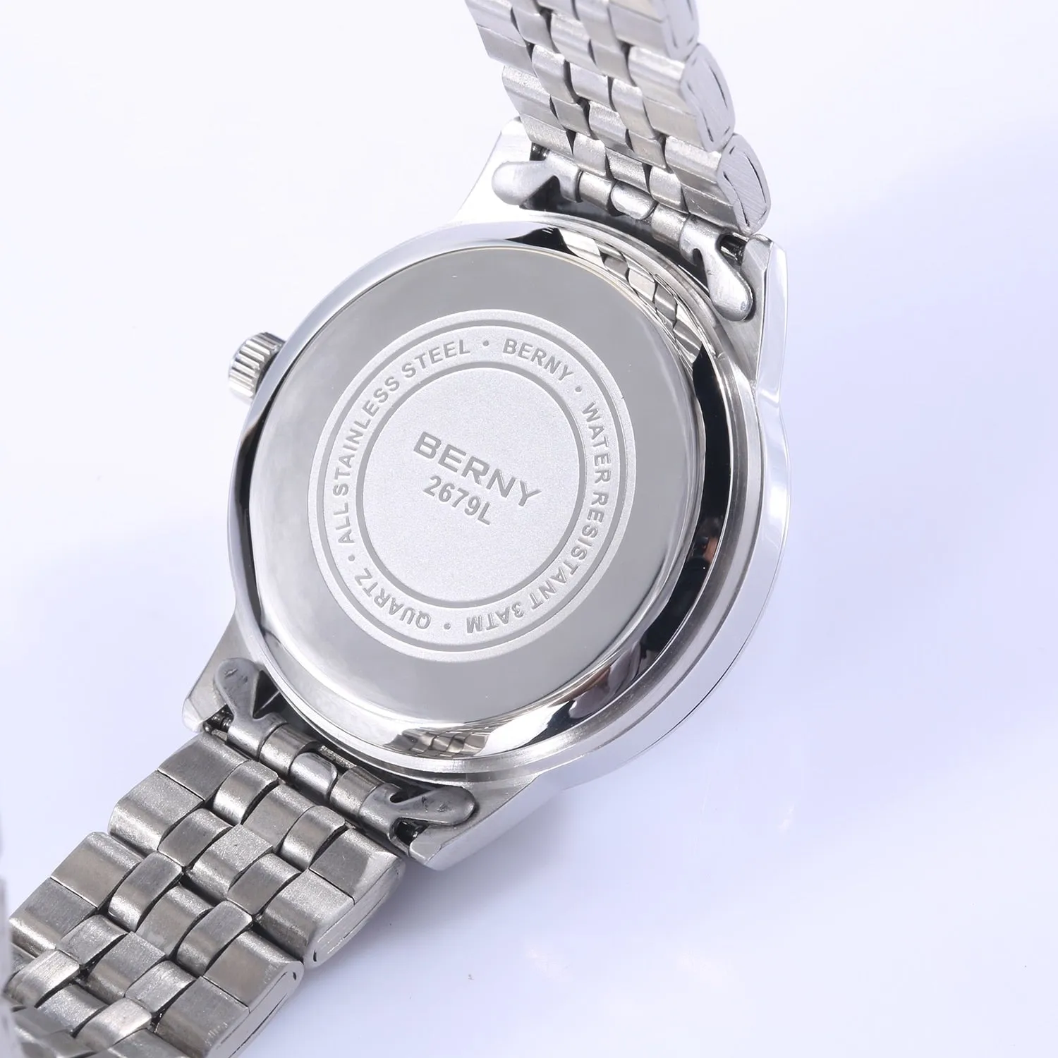 Women's Stainless Steel Simple Fashion Waterproof Quartz Wristwatch